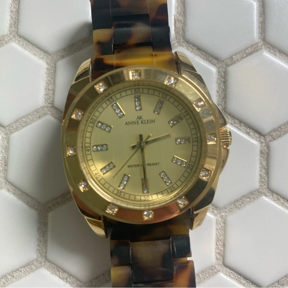 Anne Klein 10/9178 Women's Watch Tortoise Shell Band NEW BATTERY Crystal Face - Picture 6 of 6